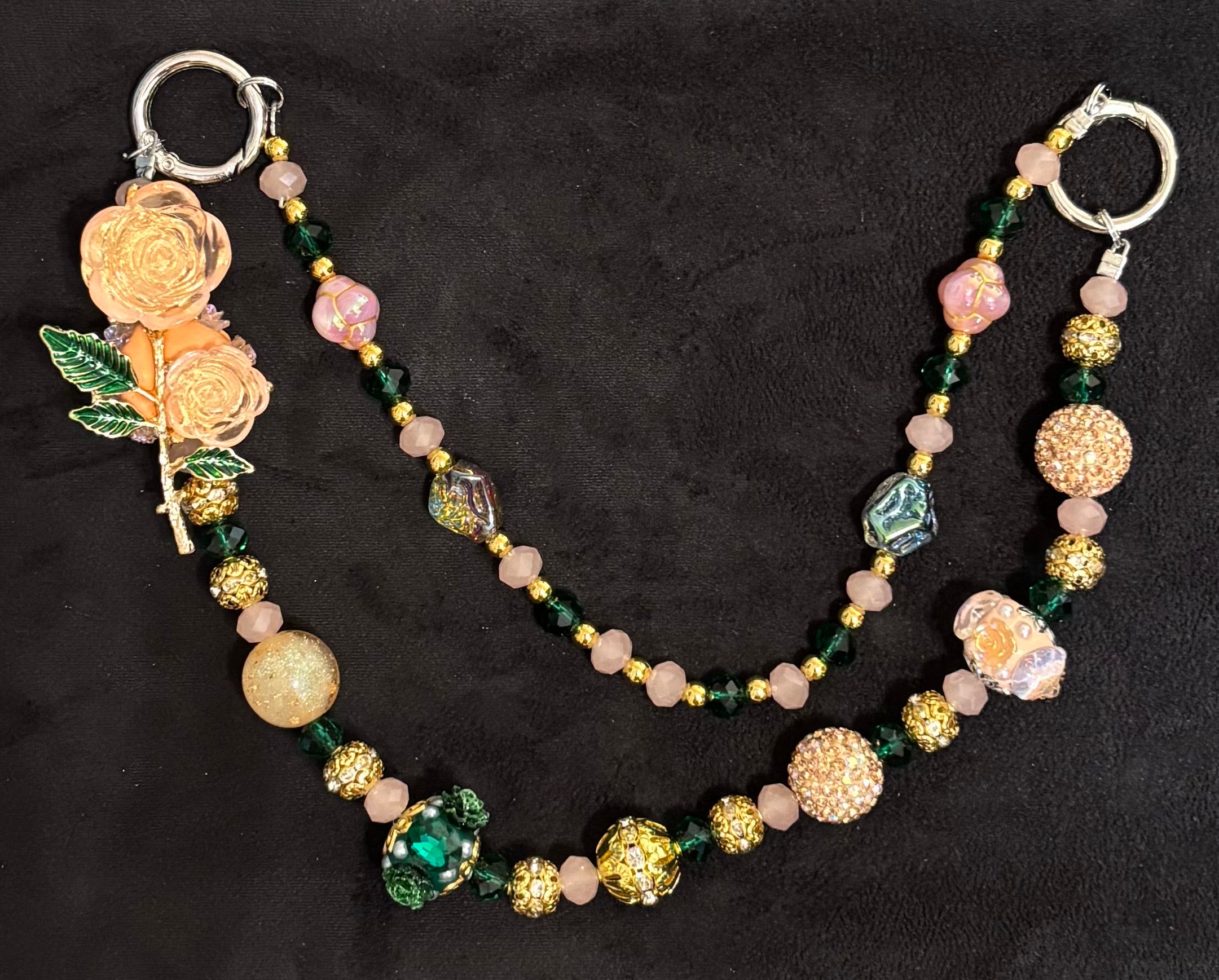 PEACH(ES) & GREEN - Beaded Charm, Keychain, Pen & Stretch Bracelet Set
