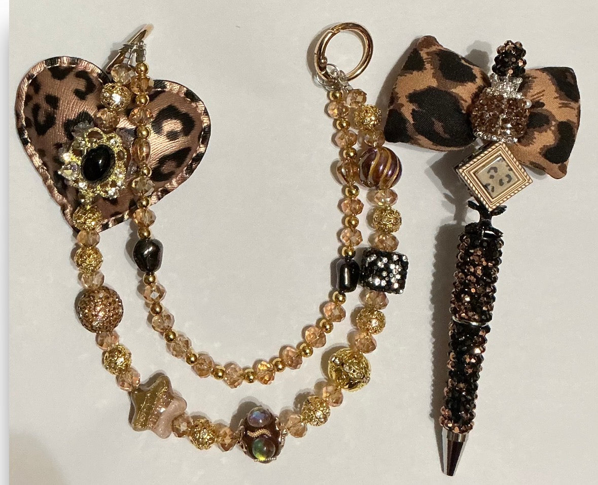 WILD AT HEART - Beaded Charm, Keychain Wristlet, Pen & Stretch Bracelet Set