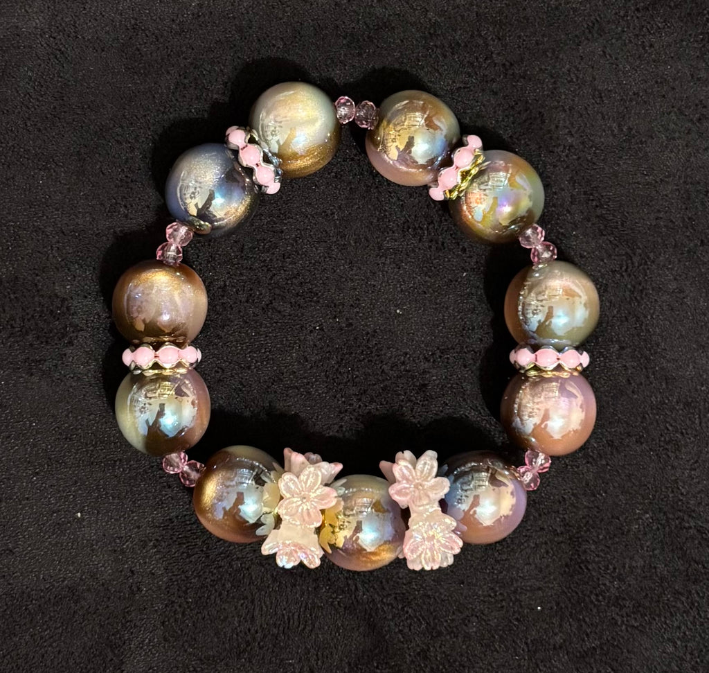 WHAT DOES THE FOX SAY - Beaded Charm, Keychain, Pen & Stretch Bracelet Set