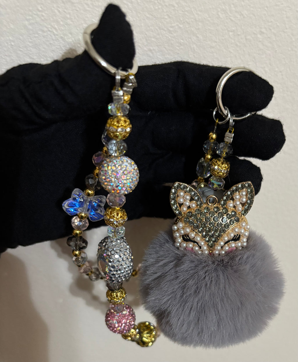 WHAT DOES THE FOX SAY - Beaded Charm, Keychain, Pen & Stretch Bracelet Set